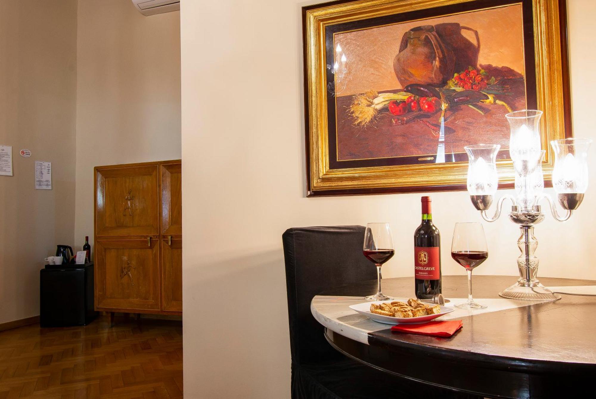 N4U Guest House Florencie Exteriér fotografie