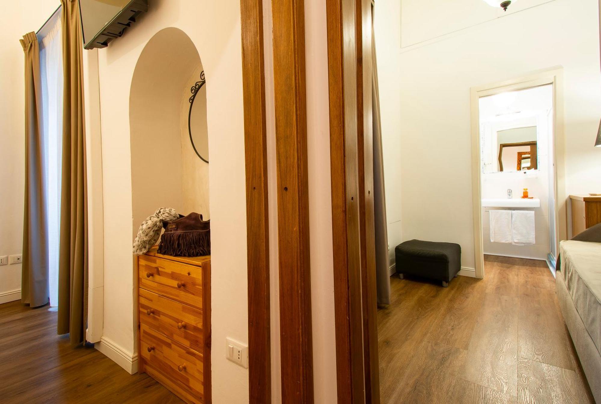 N4U Guest House Florencie Exteriér fotografie