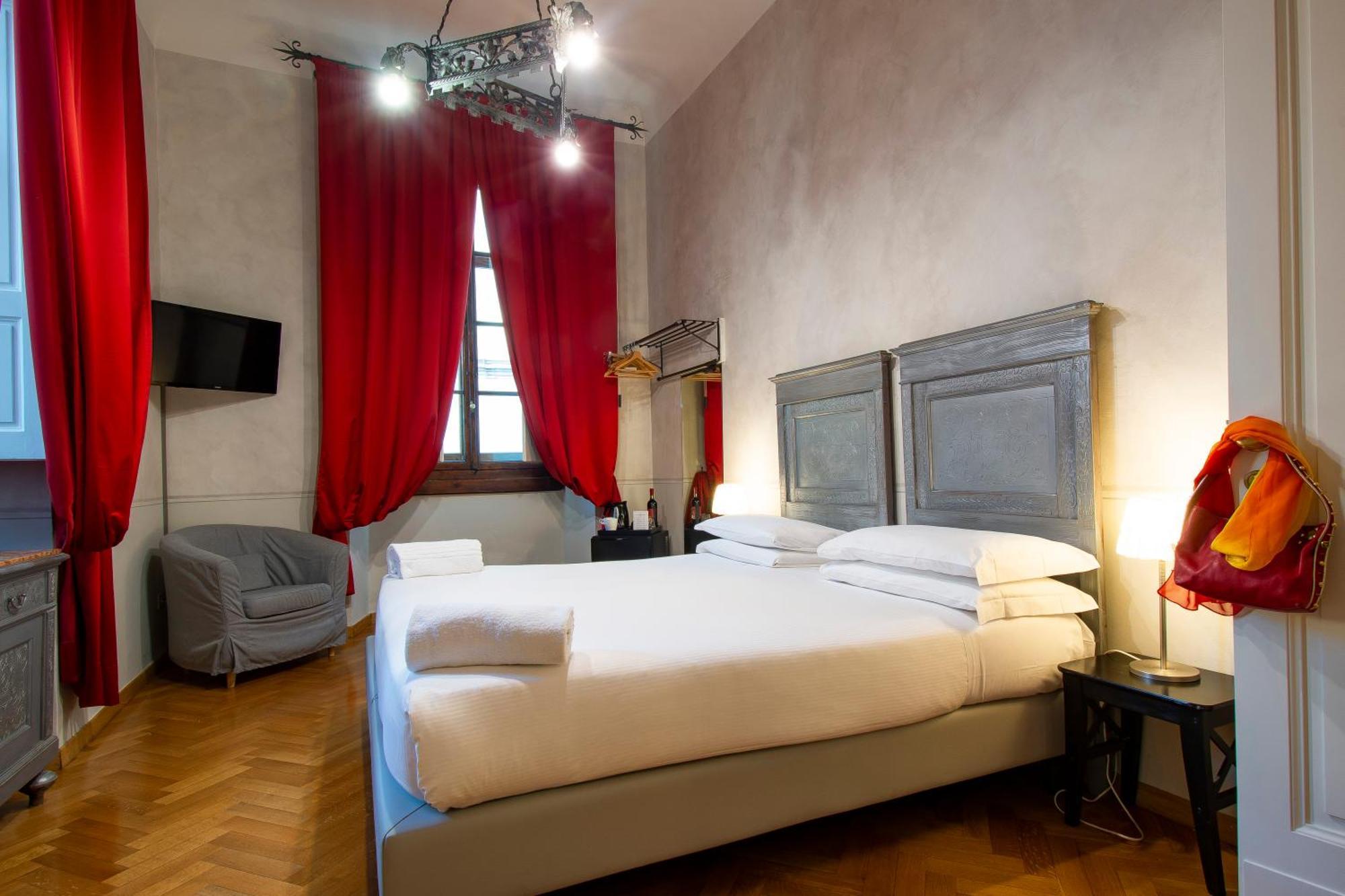 N4U Guest House Florencie Exteriér fotografie